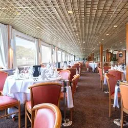 https://images.croisieurope.com/medias/5a3e2ed8-a3fa-4f9a-938a-b95b9a474c1a/R16_9/400x225