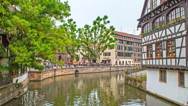 Flânerie sur les canaux de Strasbourg