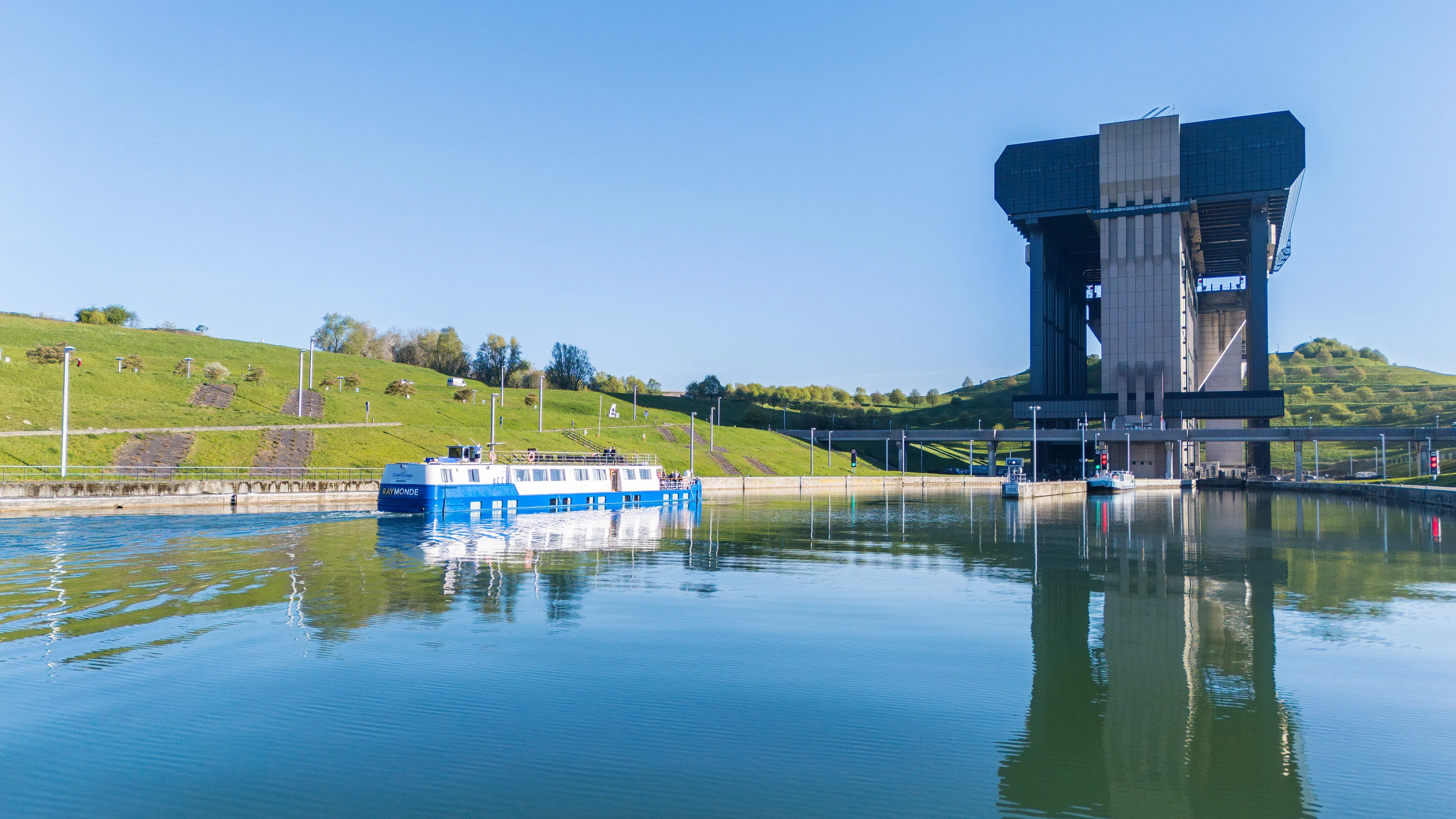 Image alt text not provided.