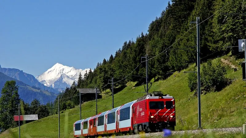 Full-day excursion aboard the Glacier Express Train