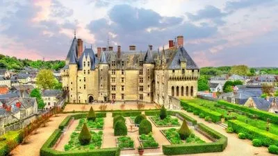 Image alt text not provided.