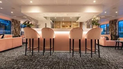 Image alt text not provided.