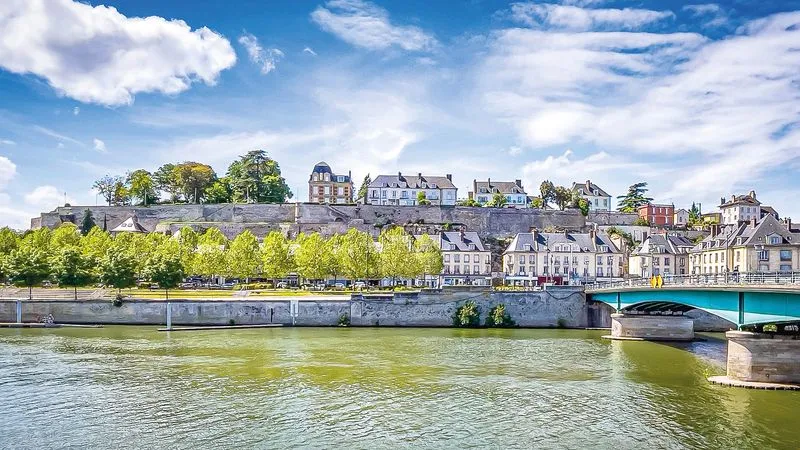 La vallée de l’Oise entre Paris et Pont-l’Évêque