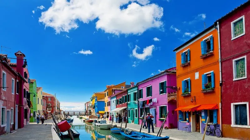 Burano and wine tasting at Venissa