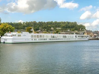 MS RENOIR