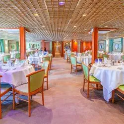 https://images.croisieurope.com/medias/69ae8778-618f-4dc0-8e83-6a33f478c982/R16_9/400x225