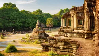 Van de tempels van Angkor tot de Mekongdelta (formule haven/haven)