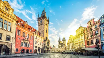 Praga imperial y tesoros de Bohemia: cuando la elegancia barroca se encuentra con el alma bohemia. (Puerto-Puerto)