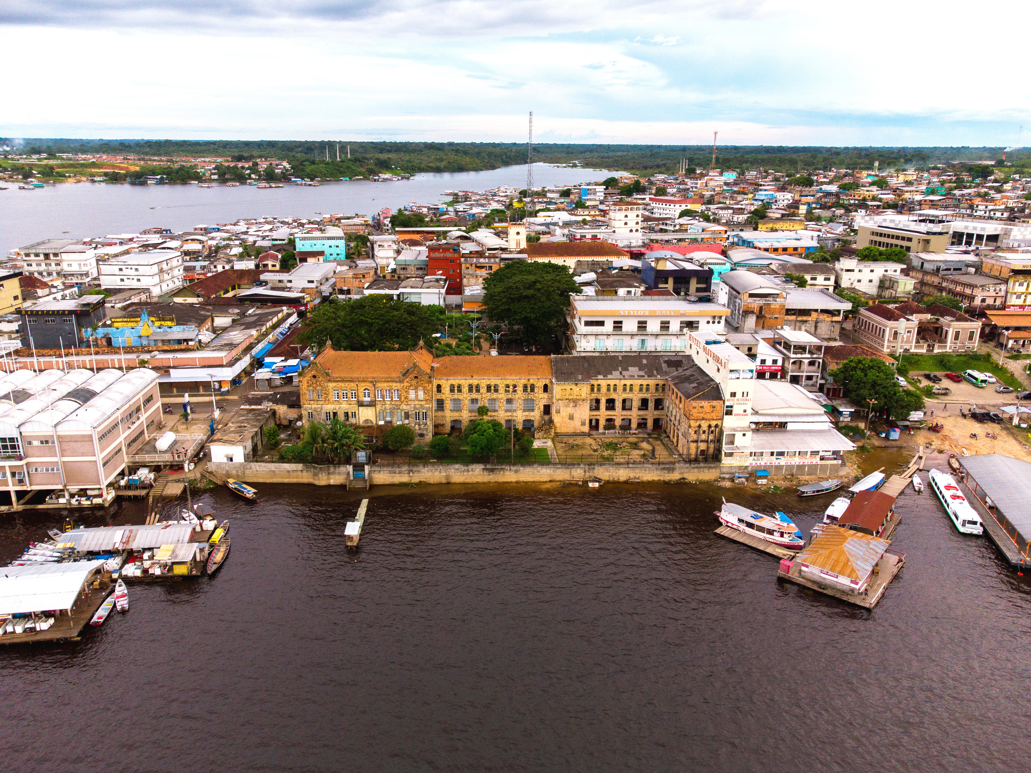 Crucero al corazón del Amazonas original Una expedición en los confines de la selva, entre Brasil y Colombia - TAM_PP