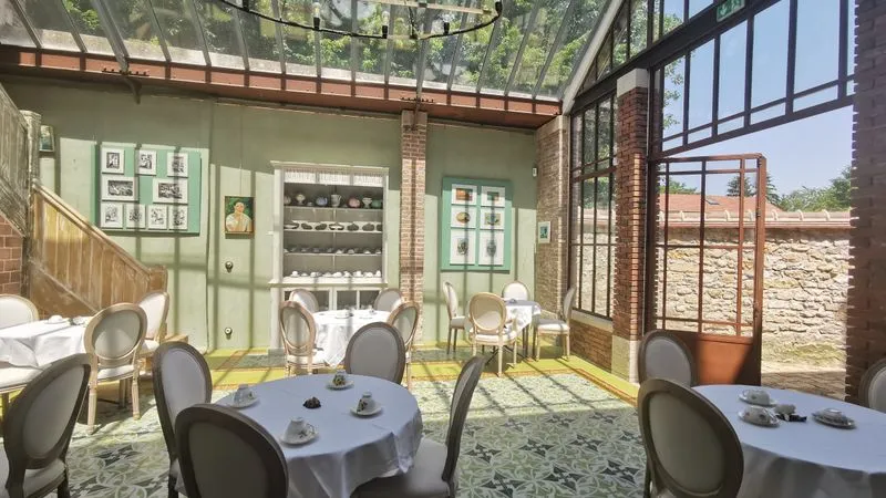 Image alt text not provided.