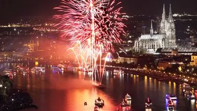 Le Rhin en flammes : Spectacle féerique au fil de l'eau (formule port/port)