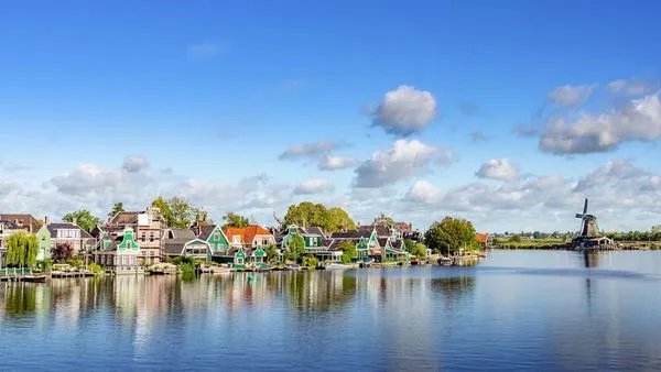 Des Pays-Bas à la Belgique