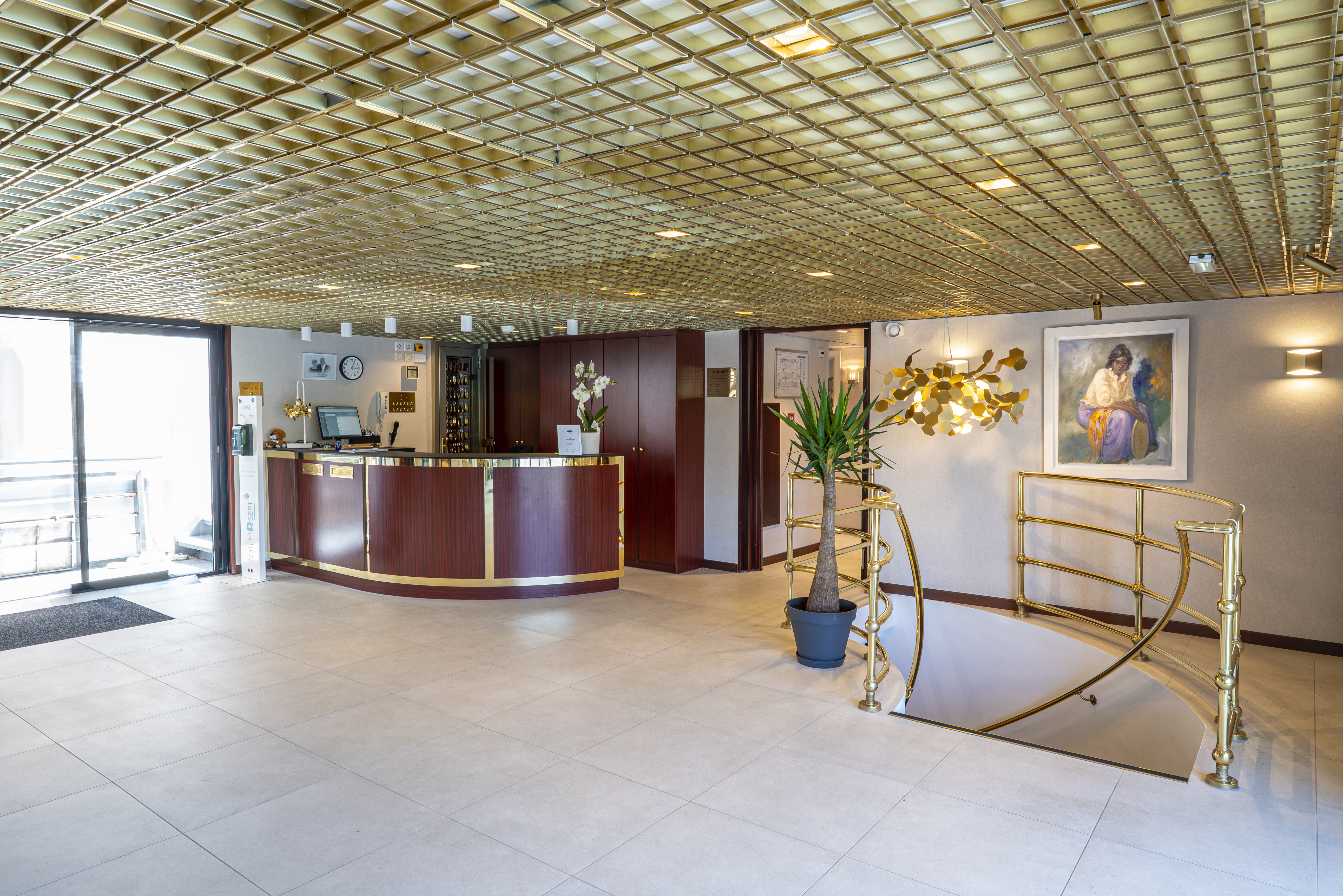 reception desk