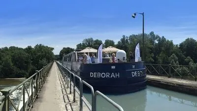 Ms Déborah