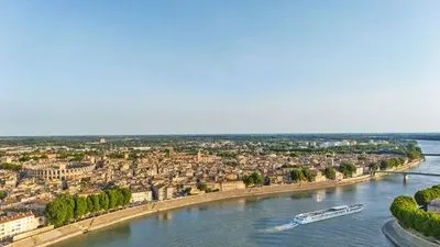 D'Amsterdam à Lyon : quand le Rhin rencontre le Rhône (formule port/port)
