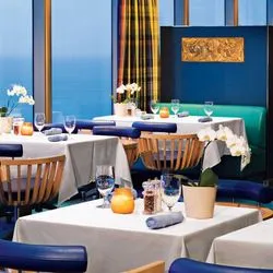 https://images.croisieurope.com/media/8719bc2c-a446-490e-b91d-1ca0c5d2c78c/5/ms-oosterdam-restaurant-holland-america