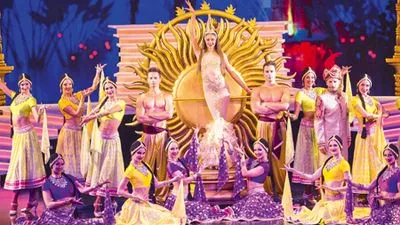 Christmas in Alsace and show at the Royal Palace