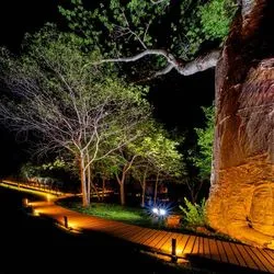  https://images.croisieurope.com/media/90eddd26-5eb1-42ea-b000-bad1d4e89258/5/exterieur1-nuit-kaza-lodge-namibie-afrique-lou-coetzer-lou-coetzer 