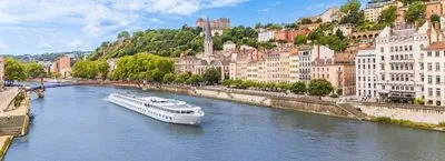 Embarkation / disembarkation