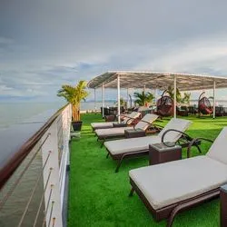 https://images.croisieurope.com/medias/953f7703-145a-4626-be97-7325bad43eff/R16_9/400x225