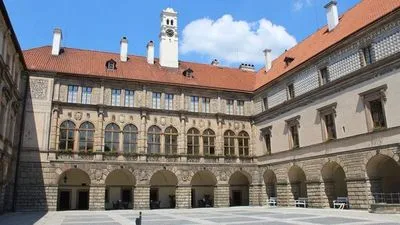 Image alt text not provided.