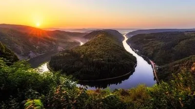 La croisière des quatre vallées : les plus beaux paysages au fil des fleuves européens (formule port/port)