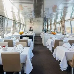 https://images.croisieurope.com/medias/a75ddb1f-5cd1-4a57-bed0-f47cb791b537/R16_9/400x225