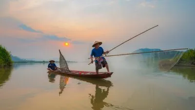 From the Temples of Angkor to the Mekong Delta & Hanoi and Halong Bay (port-to-port cruise)