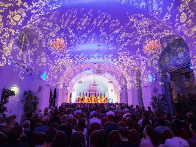 Image alt text not provided.