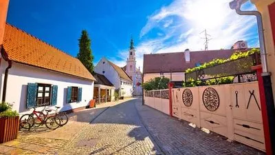 Image alt text not provided.