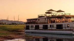 Take advantage of a special discount on our Southern Africa cruises