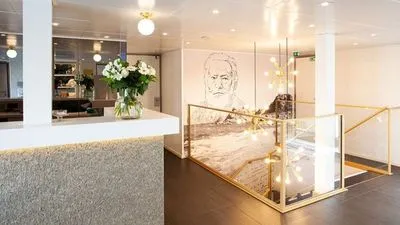 Image alt text not provided.