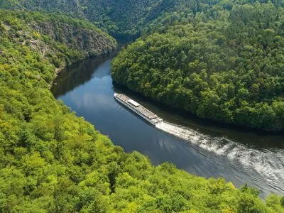 Image alt text not provided.