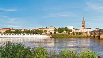 Libourne by bike and wine tasting