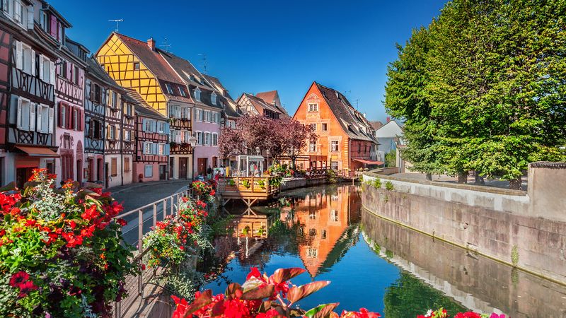 Colmar and the Alsatian Wine Route | CroisiEurope Cruises
