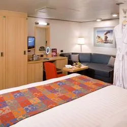 https://images.croisieurope.com/media/c61428de-e798-4042-abdb-926a2303b70a/5/ms-oosterdam-cabine-ed-inside-cat-j-holland-america
