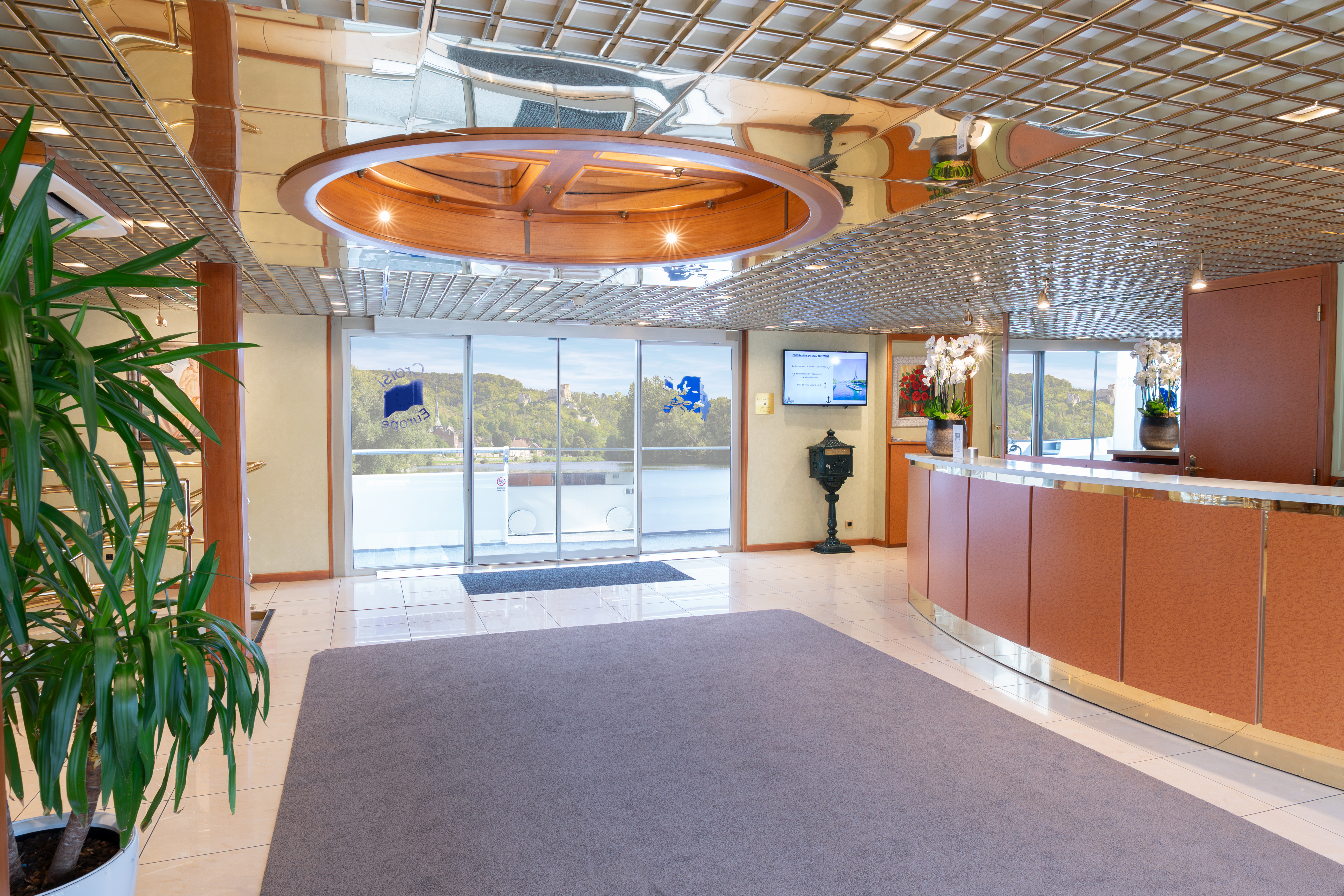reception desk