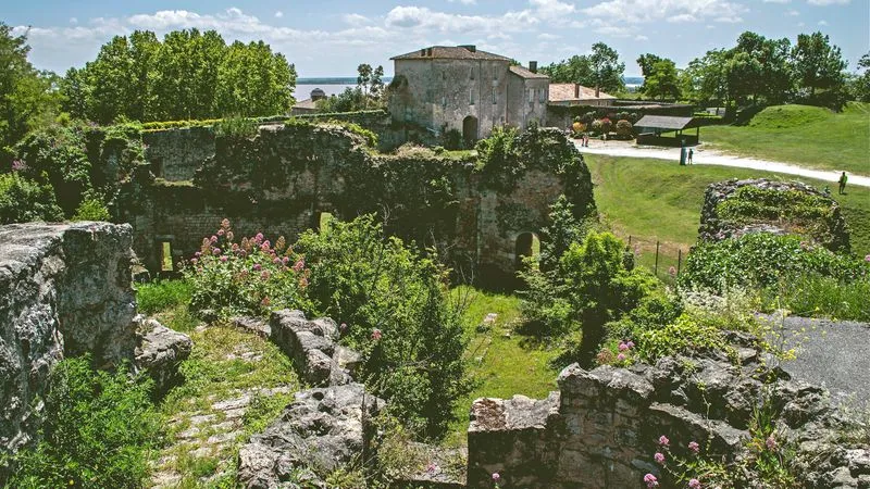 Blaye et les monuments souterrains