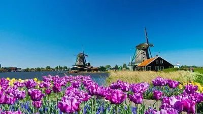 La Hollande et la vallée du Rhin romantique (formule port/port)