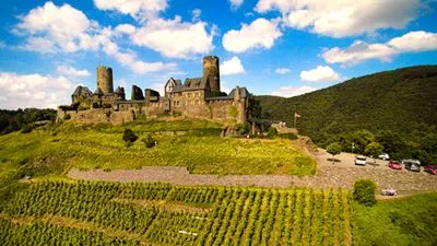 2 FLEUVES : la vallée du Rhin romantique et la magie de la Moselle (formule port/port)
