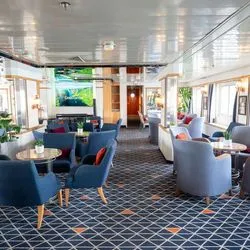 https://images.croisieurope.com/medias/cf63c944-5c05-472a-b56f-a55b52a9e30f/R16_9/400x225