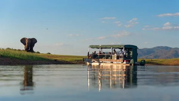 Le Lac Kariba en croisière