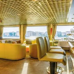 https://images.croisieurope.com/media/d0877112-5342-4b6a-880a-86d715074f41/5/salon-bar2-pont-superieur-ms-michelangelo-venise-italie-gazella-studio-gazella-studio