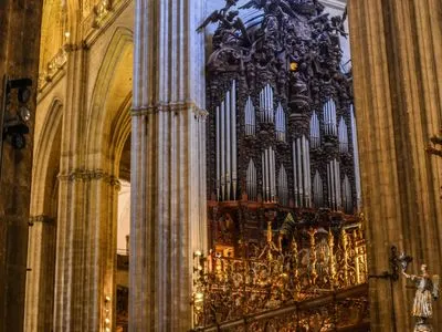 Image alt text not provided.