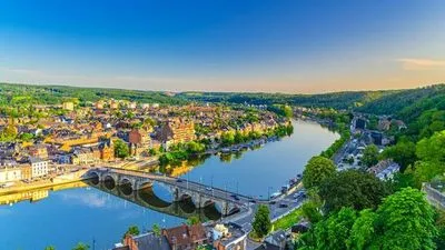 Namur : 10 novembre
