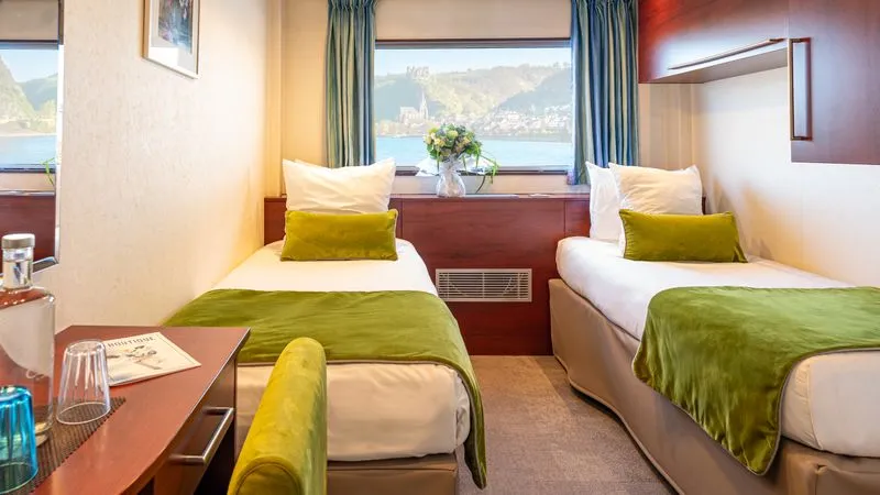 Main Deck 2 Beds Cat C