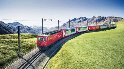 France, Suisse et Allemagne : croisière sur le Rhin vers la région des 3 pays et voyage à bord du train "Glacier Express" (formule port/port)