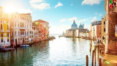 Venise en liberté (formule port/port)