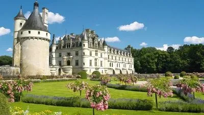 Les châteaux de la Loire Chambord et Chenonceau et croisière sur la Loire, un héritage Royal (formule port/port)