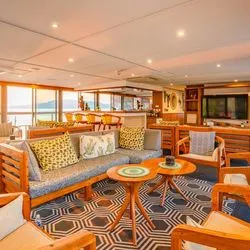 https://images.croisieurope.com/medias/eb9ade03-9623-493a-aead-9532069e39ae/R16_9/400x225